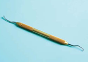 DTP11278 – Tartar SickleChisel (Gold)